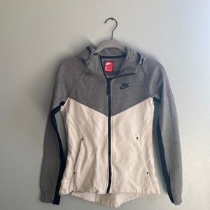 nike grey and white zip up!!